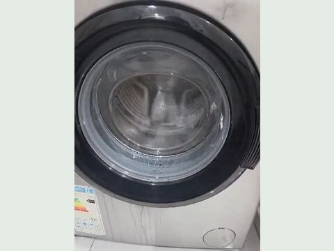 Стиральная машина в работе — видео 2